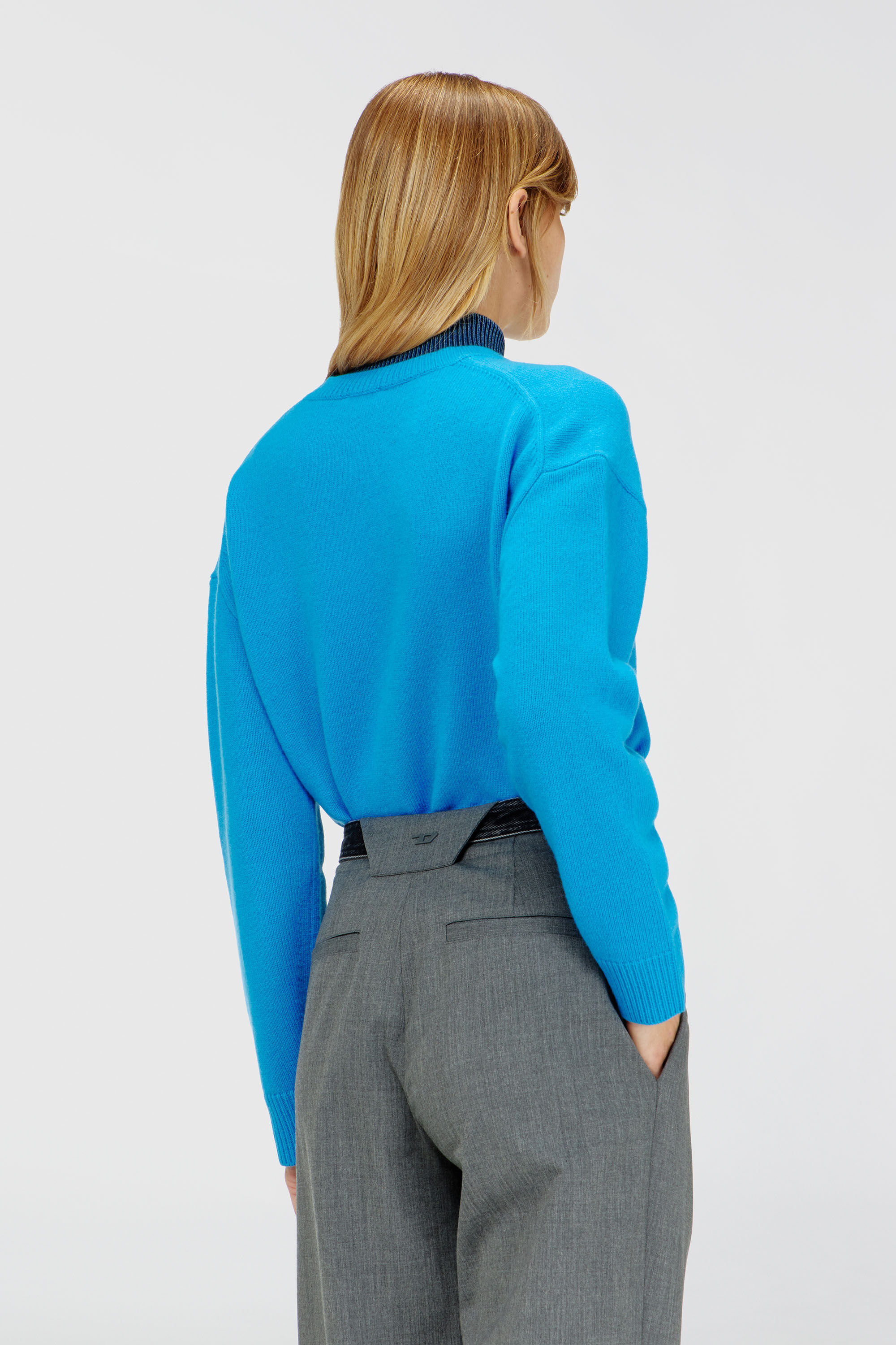 Diesel - M-IMOSA, Woman's Wool V-neck jumper with neck logo in Azure - 4