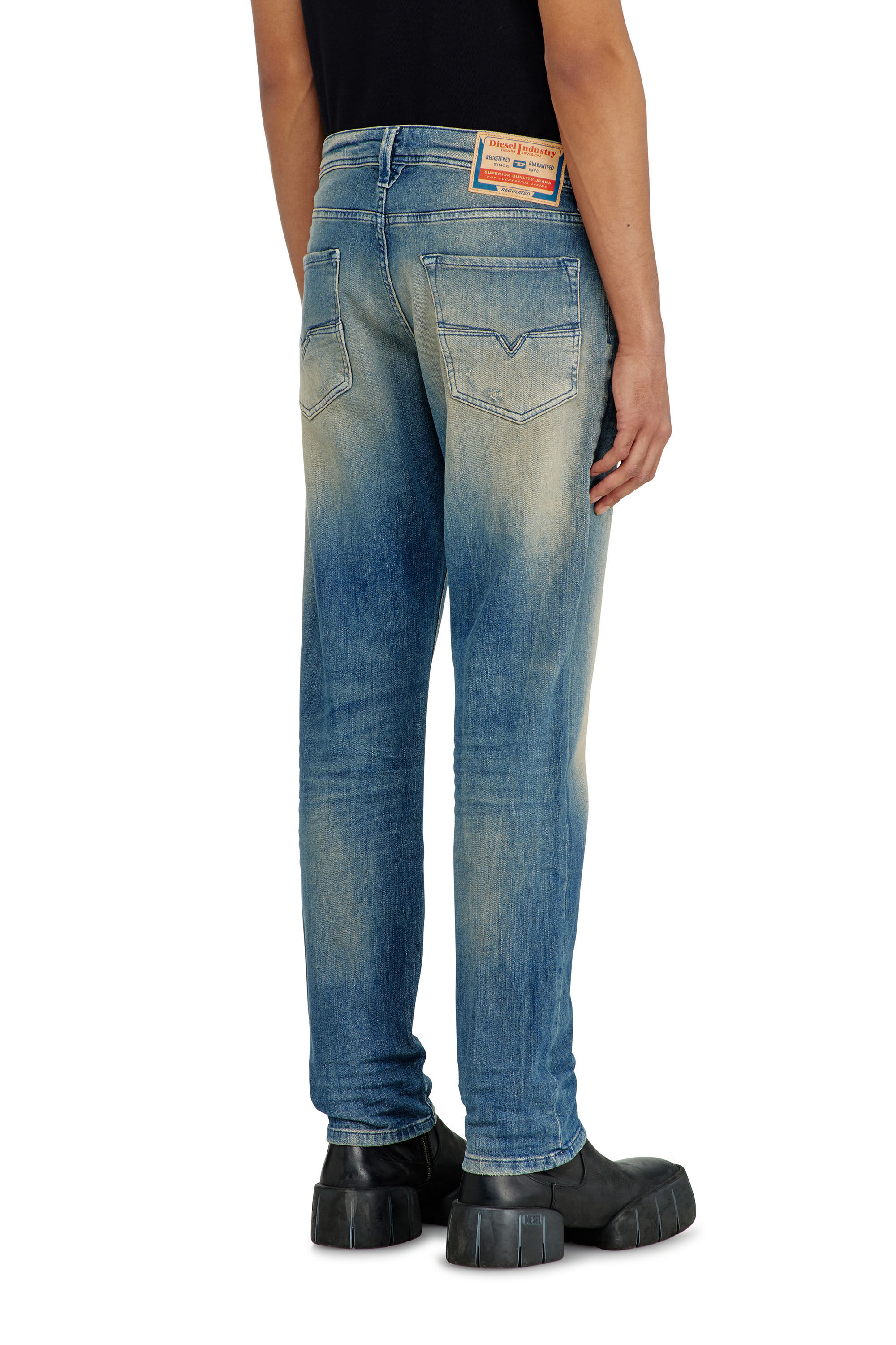 Diesel - Man's Regular 2030 D-Krooley Joggjeans&reg; 068XU, Dark Blue - 5