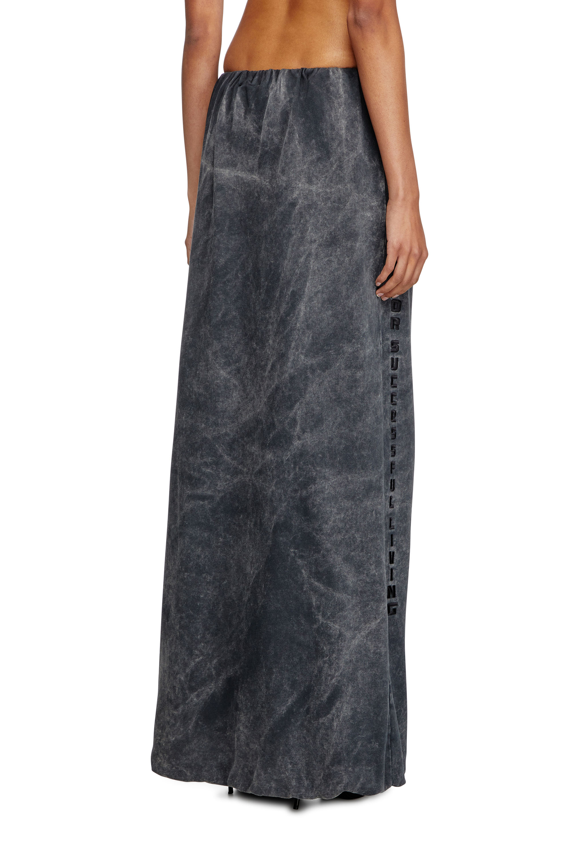 Diesel - O-REIRA, Woman's Balloon-shaped maxi skirt in Black - 4