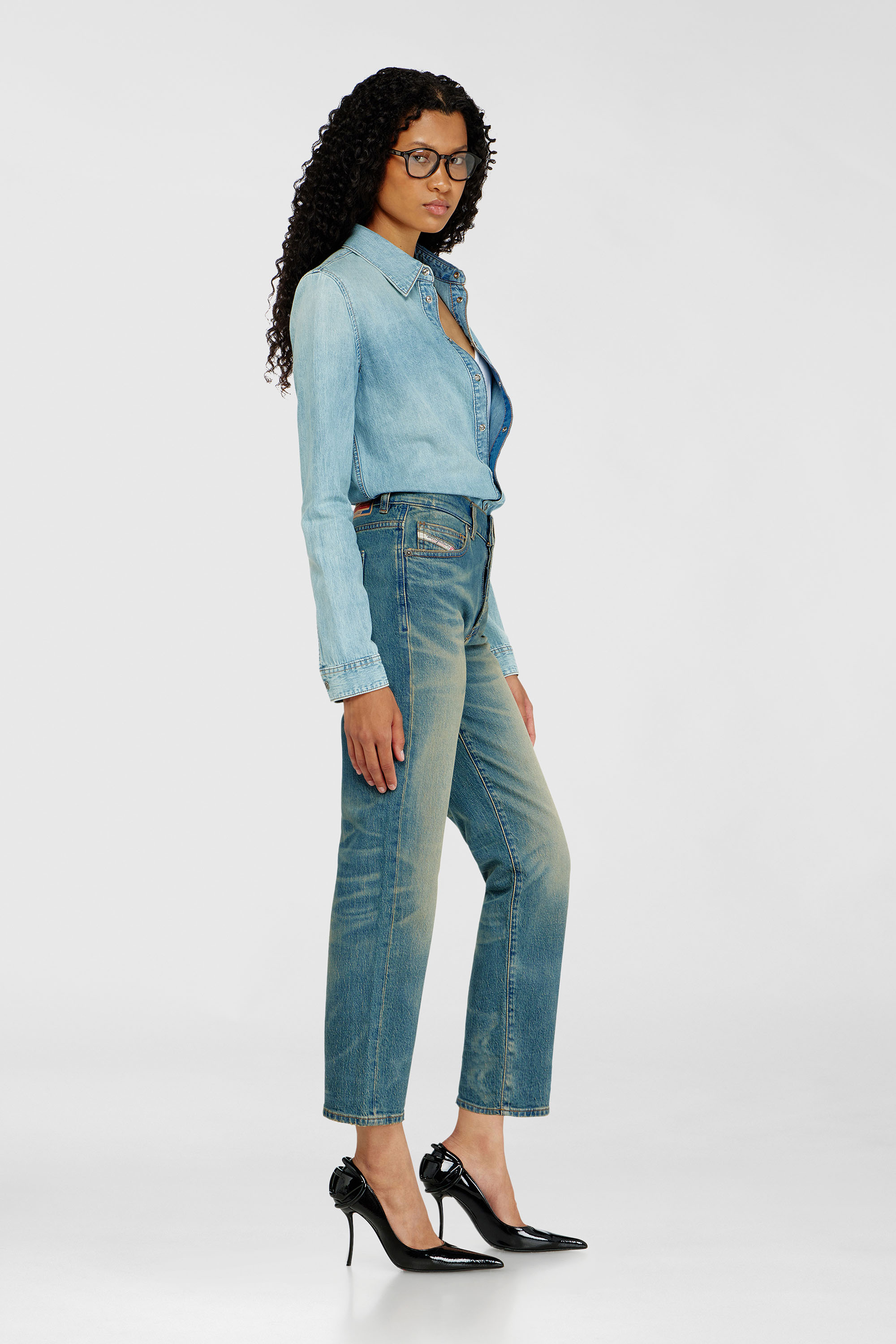 Diesel - Woman's Regular Jeans 1981 D-Went 0KBBP, Medium blue - 2