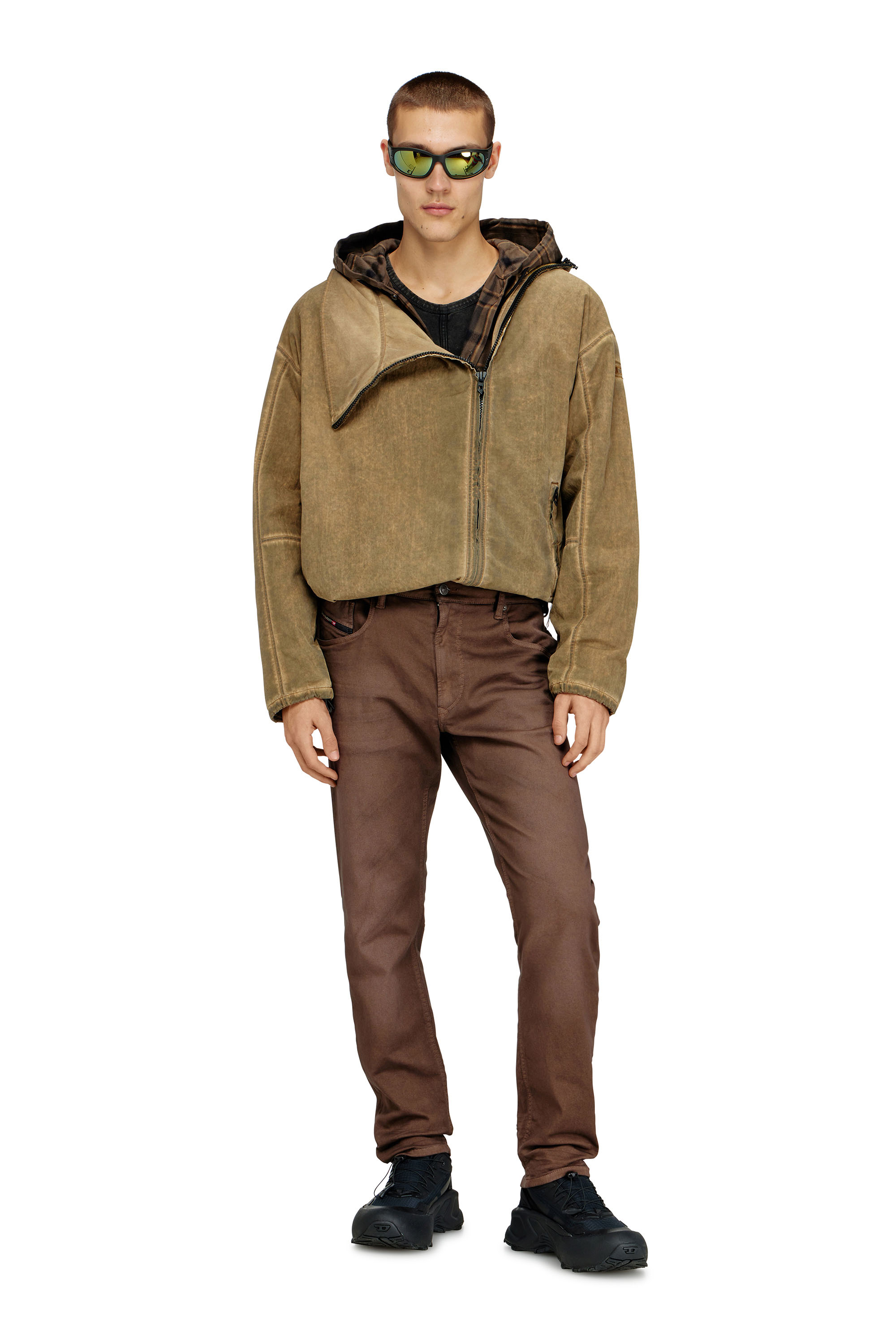 Diesel - Man's Regular 2032 D-Krooley-BW Joggjeans&reg; 0670M, Brown - 1