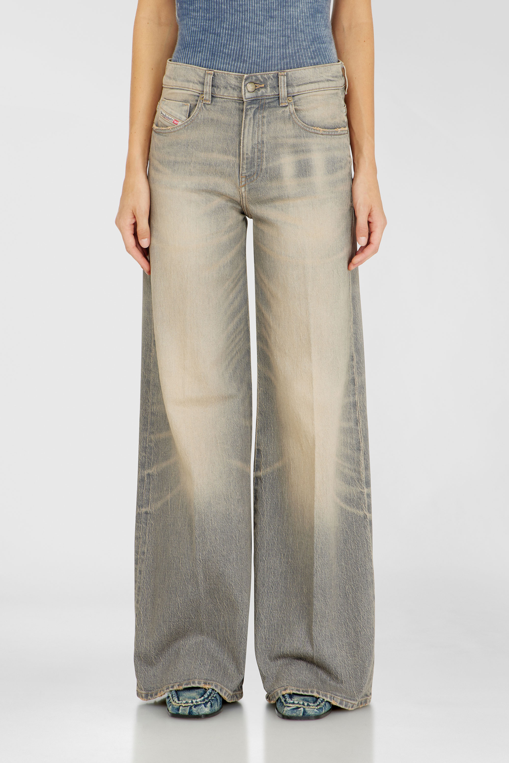 Diesel - Woman's Flare Jeans 1978 D-Akemi 0LJDV, Grey - 1