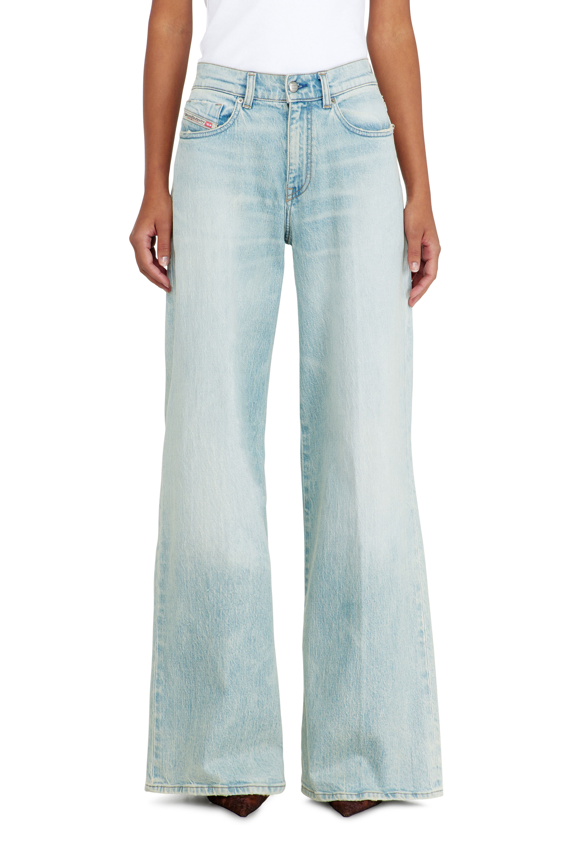 Diesel - Woman's Flare Jeans 1978 D-Akemi 0KBBX, Light Blue - 4