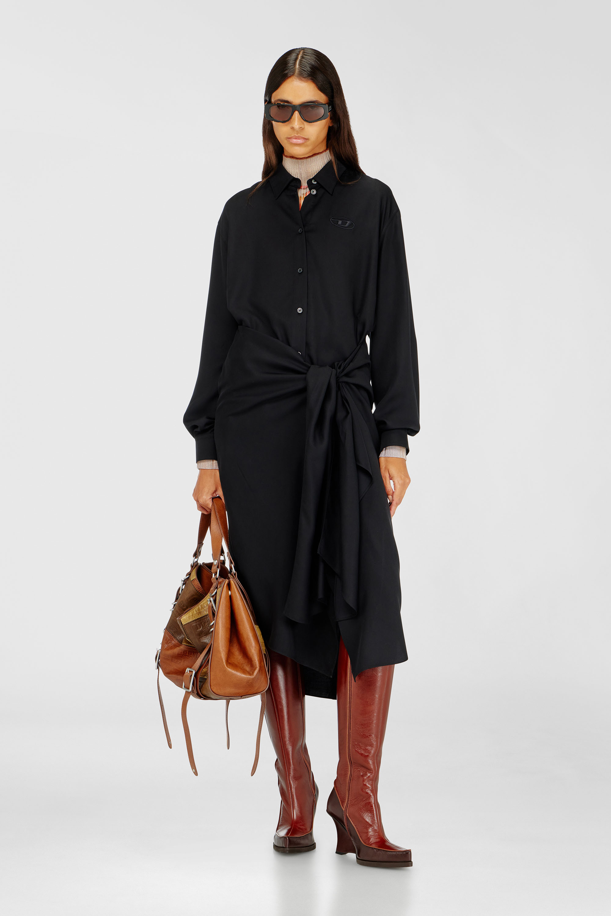 Diesel - D-ILETTA-S1, Woman's Midi shirt dress with twisted detail in Black - 2