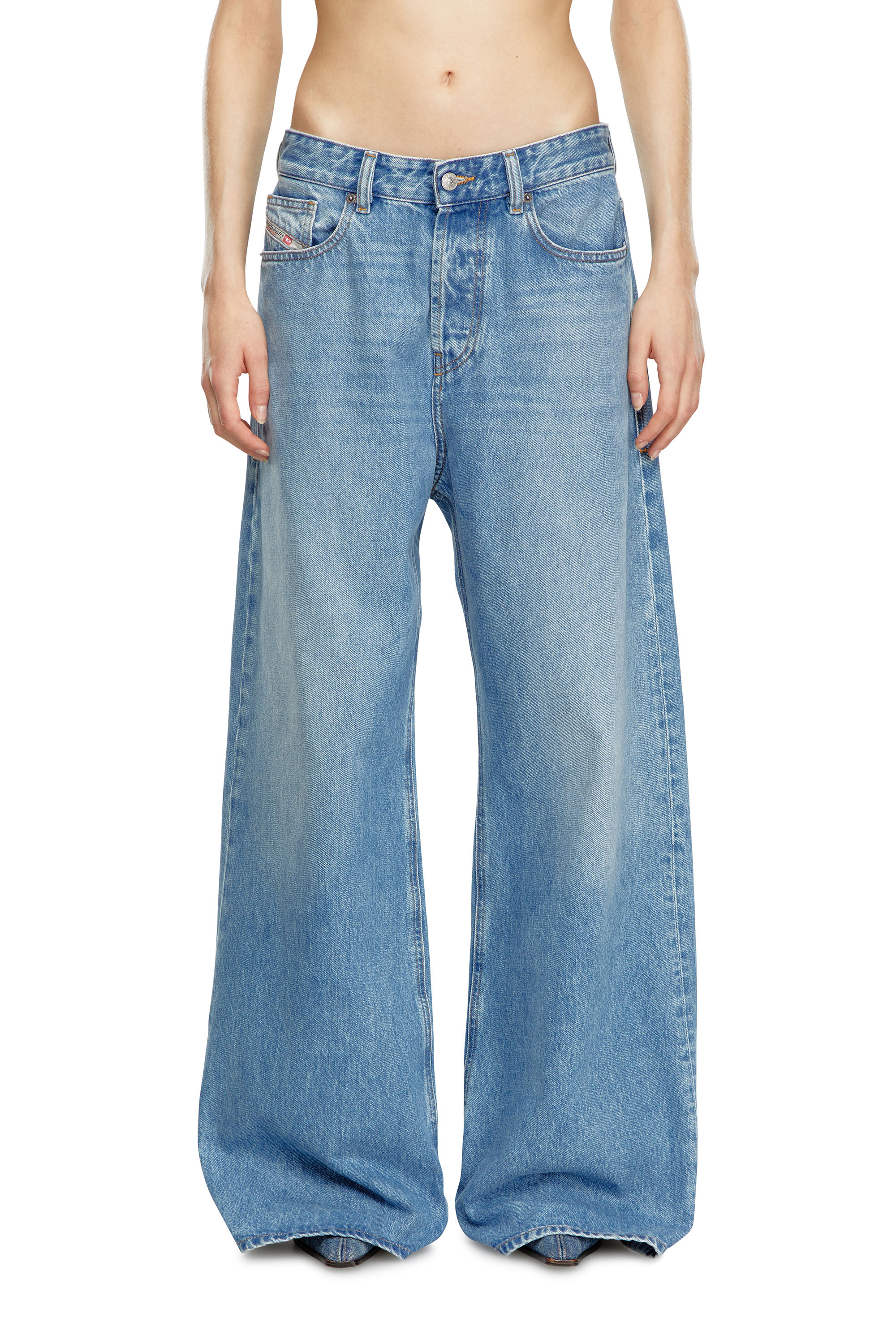 Relaxed Jeans 1996 D-Sire 09I29, Light Blue Diesel - Woman's Relaxed Jeans 1996 D-Sire 09I29, Light Blue - 3