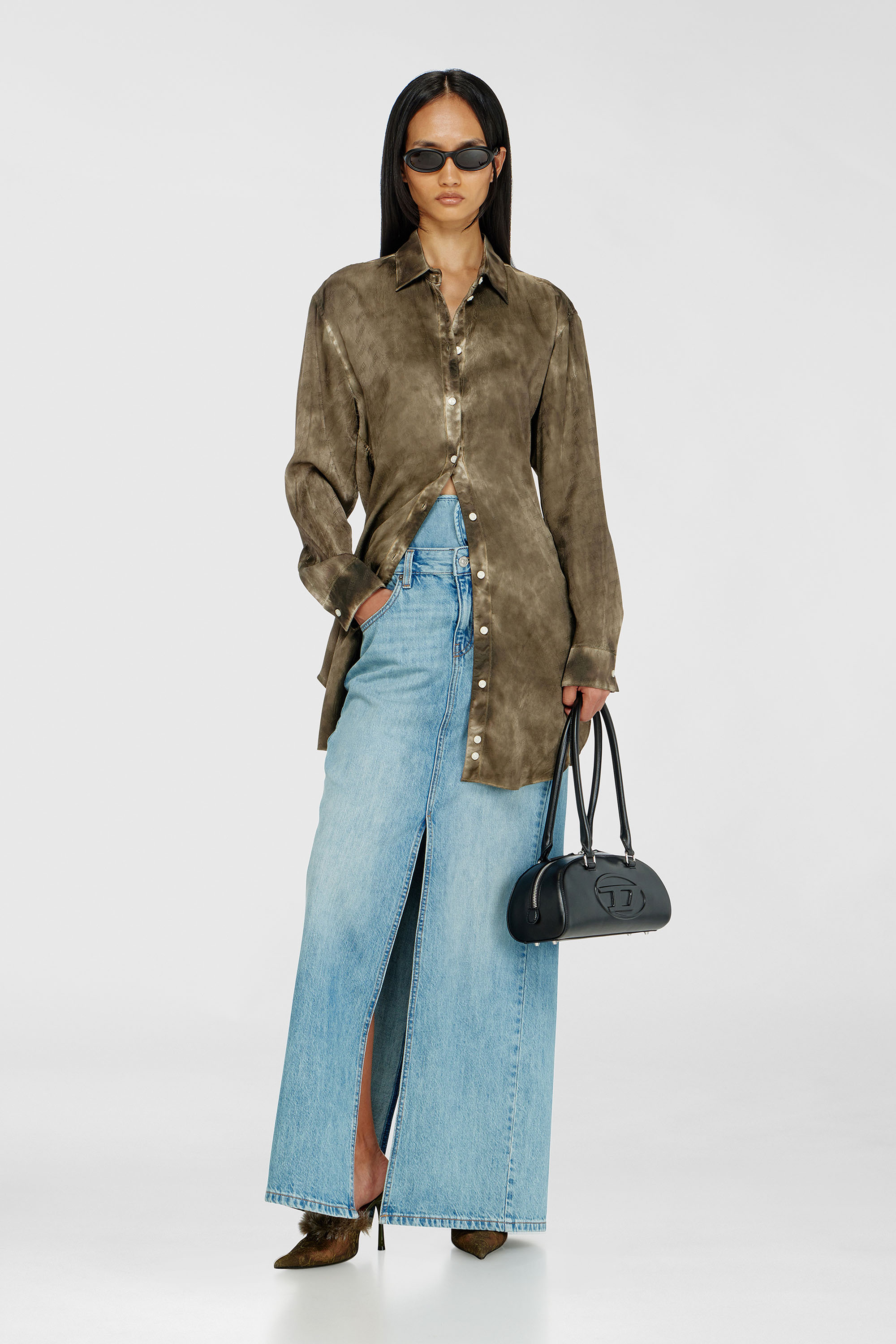 Diesel - C-LAVEL, Woman's Long shirt in logo-jacquard crinkled satin in Military Green - 2