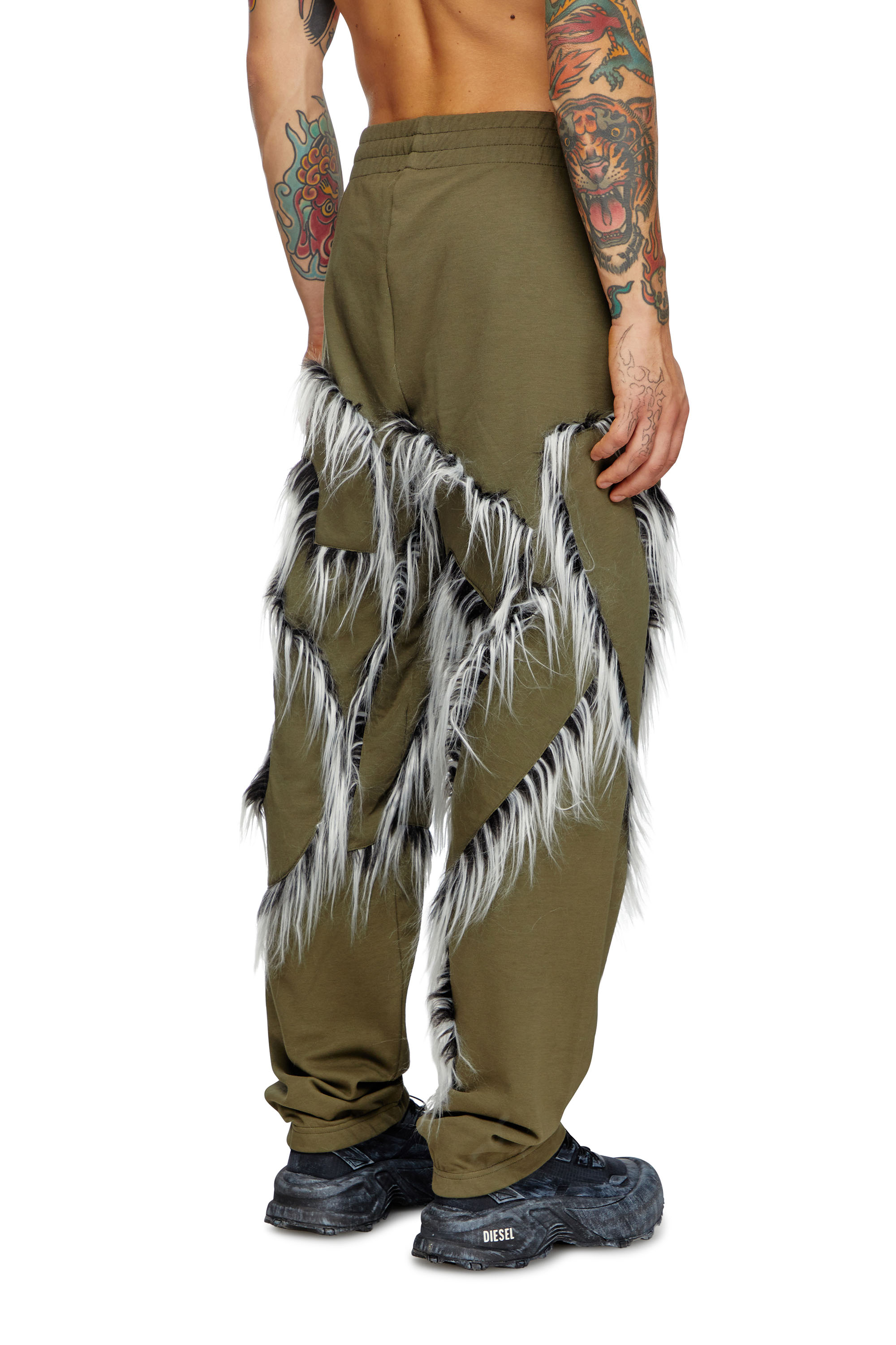 Diesel - P-BIMY-FUR, Man's Track pants with hairy-trim logo in Military Green - 3