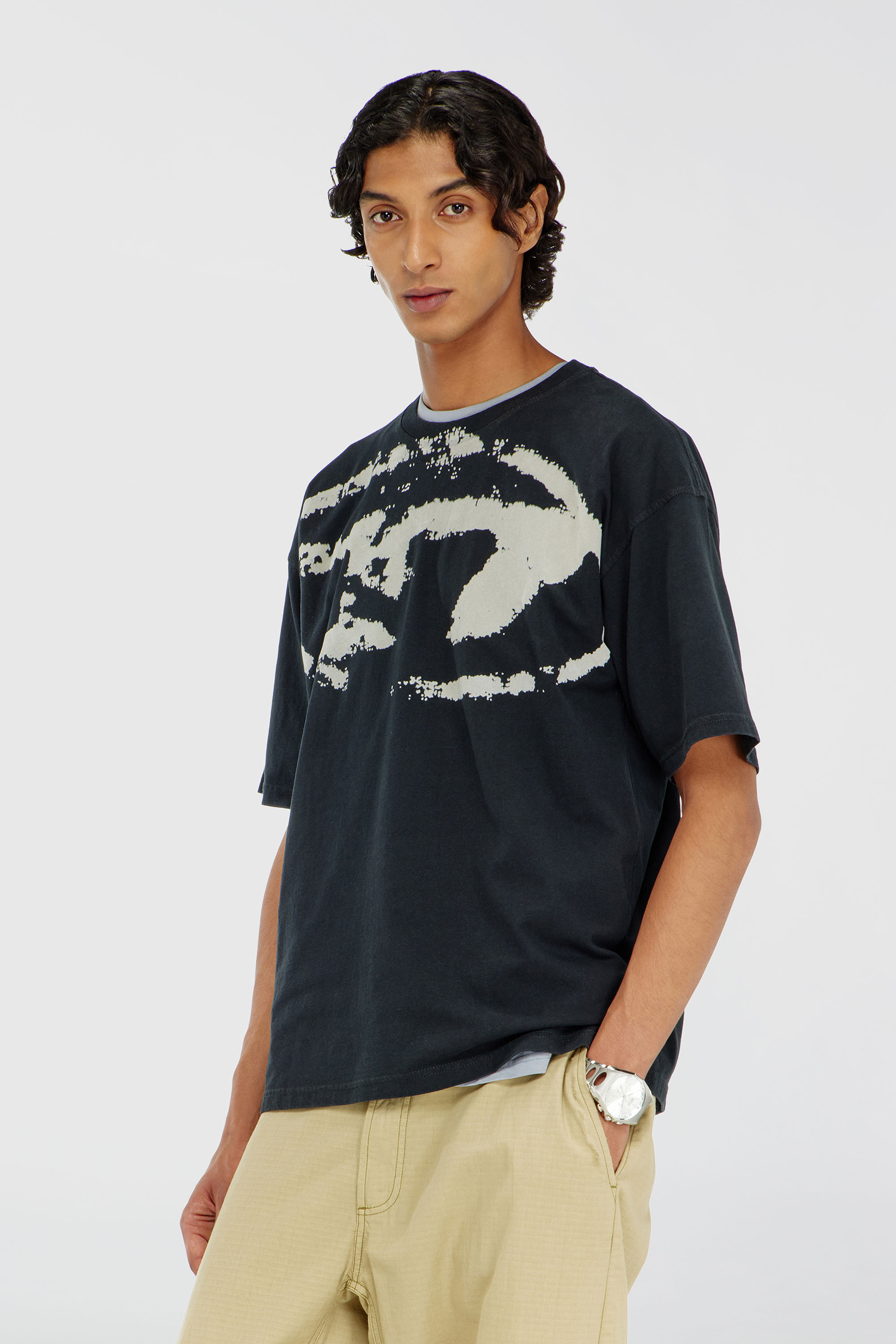 Diesel - T-BOXT-N14, Man's T-shirt with distressed flocked logo in Black - 3