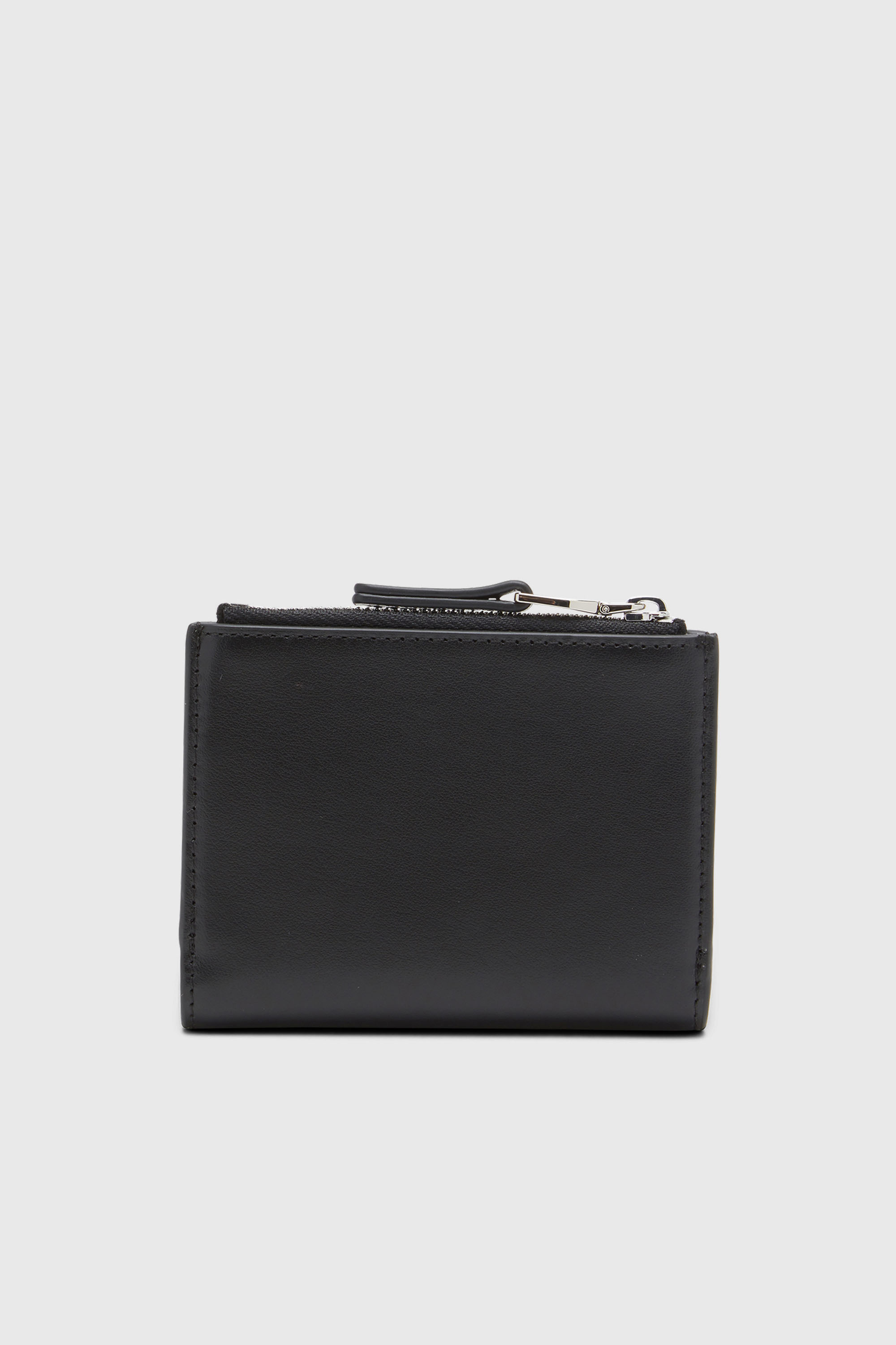Diesel - 1DR BI-FOLD ZIP II, Woman's Small leather wallet with logo plaque in Black - 2