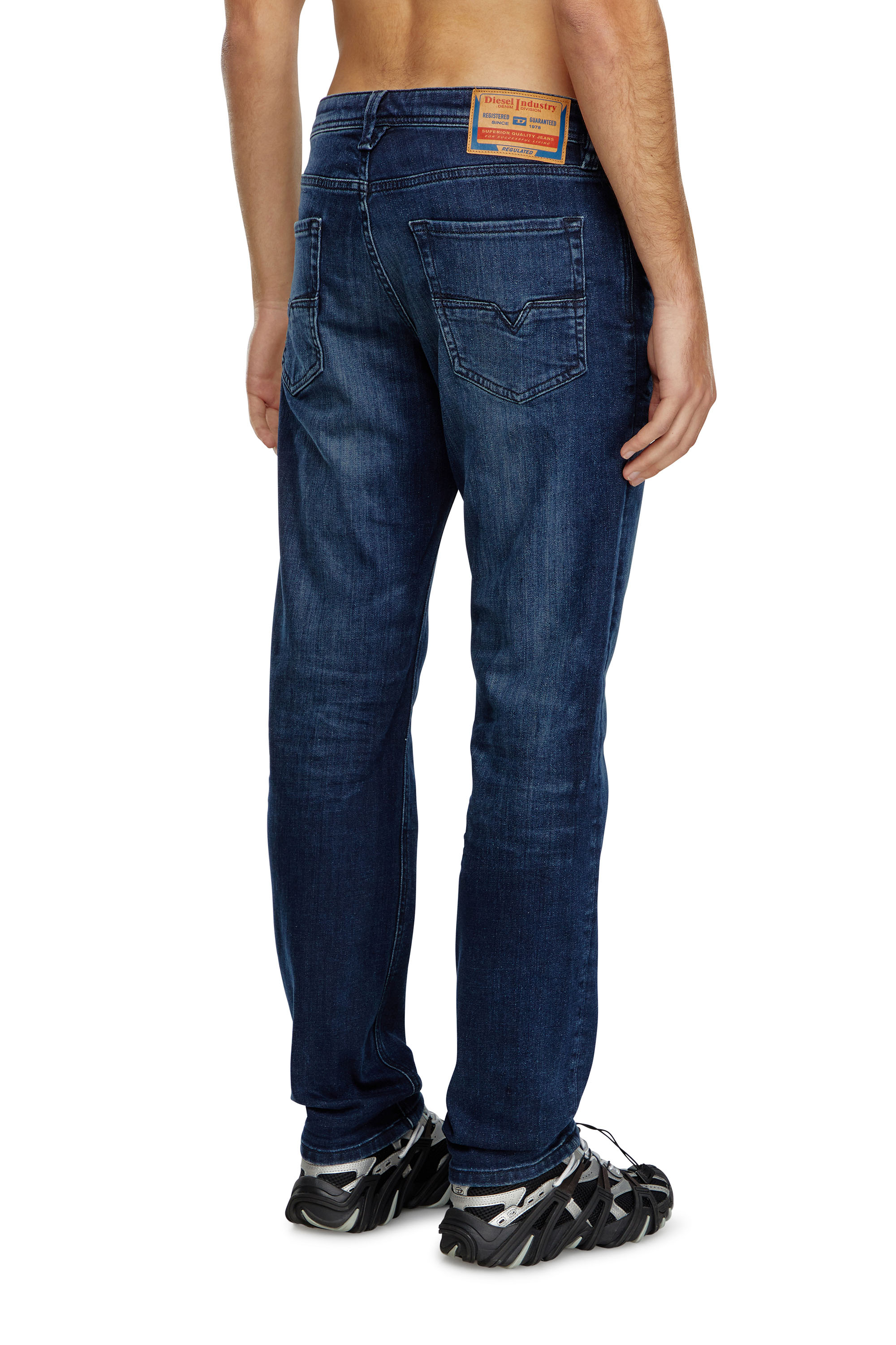 Diesel - Man's Tapered Jeans 1986 Larkee-Beex 0GRDJ, Dark Blue - 3